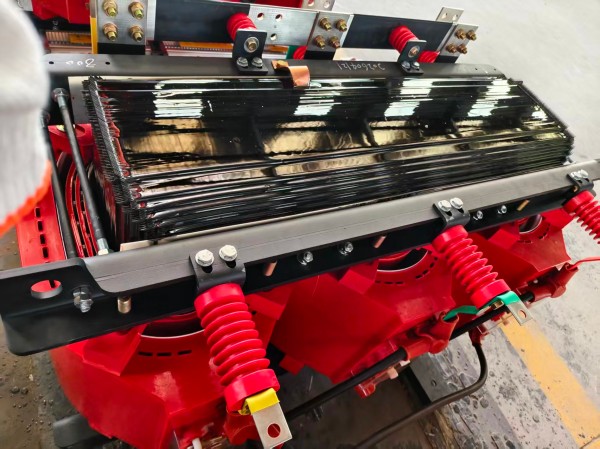 新一代SCB18王益王益王益干式变压器 10kV 高效干式电力变压器 新一代SCB18王益王益王益干式变压器 10kV 高效干式电力变压器